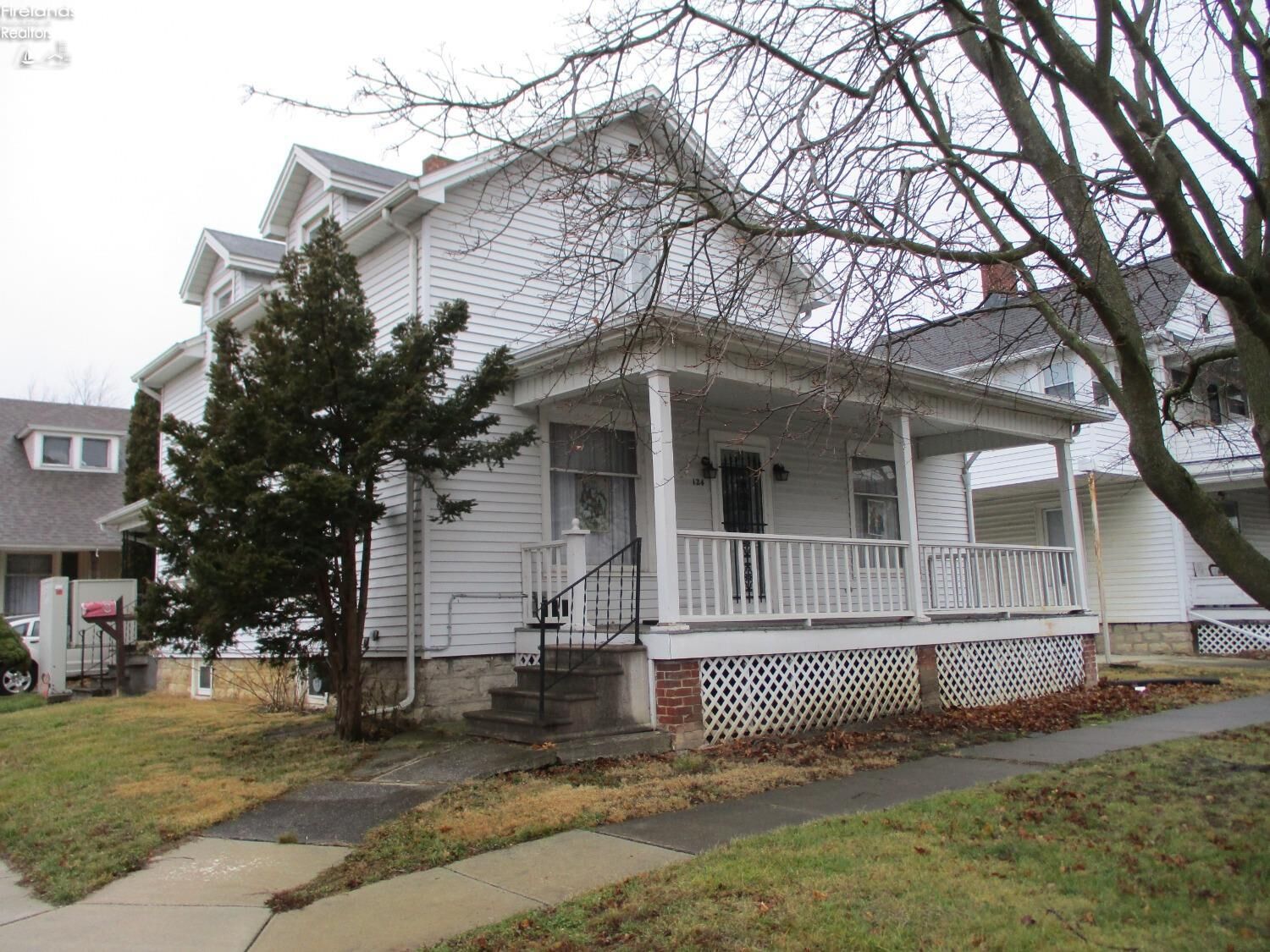 Property Photo: 124 S Wayne Street OH 43420