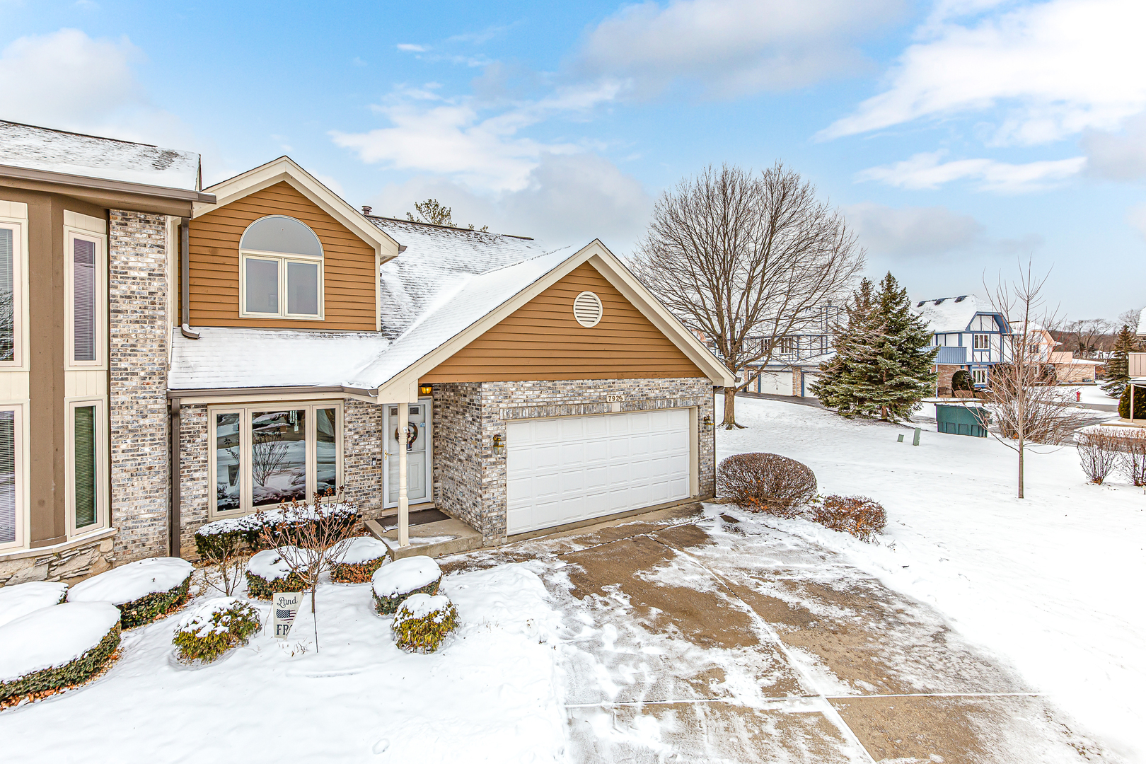 Property Photo:  7925 Beacon Drive  IL 60463 