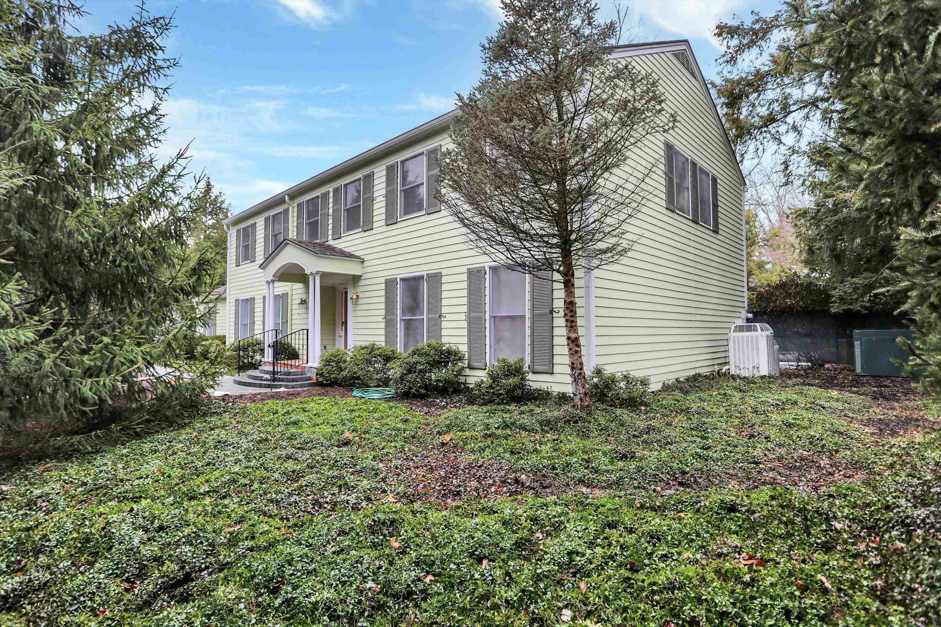 Property Photo: 2817 E Pine Lane IN 47401-4426