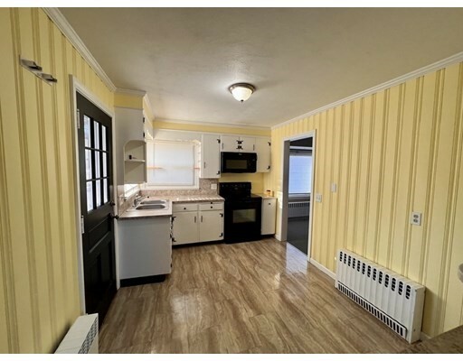 Property Photo:  63 Beverly Dr  MA 01085 