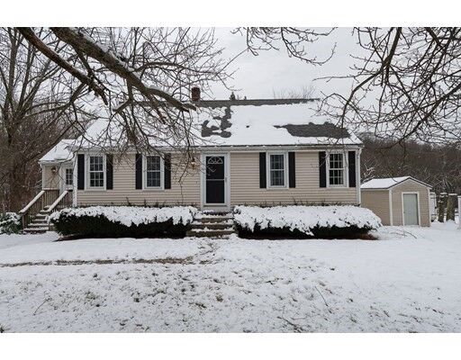 Property Photo:  20 Valley View Drive  MA 01562 