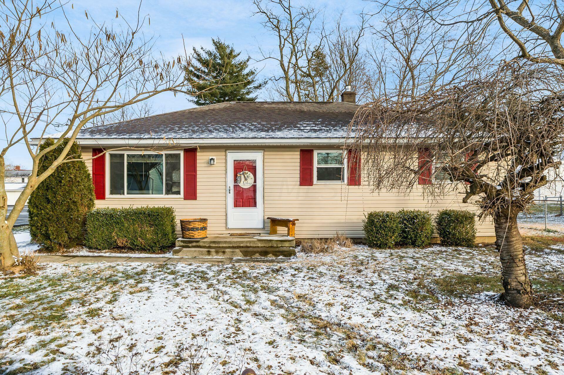 Property Photo: 340 Center Street OH 43125