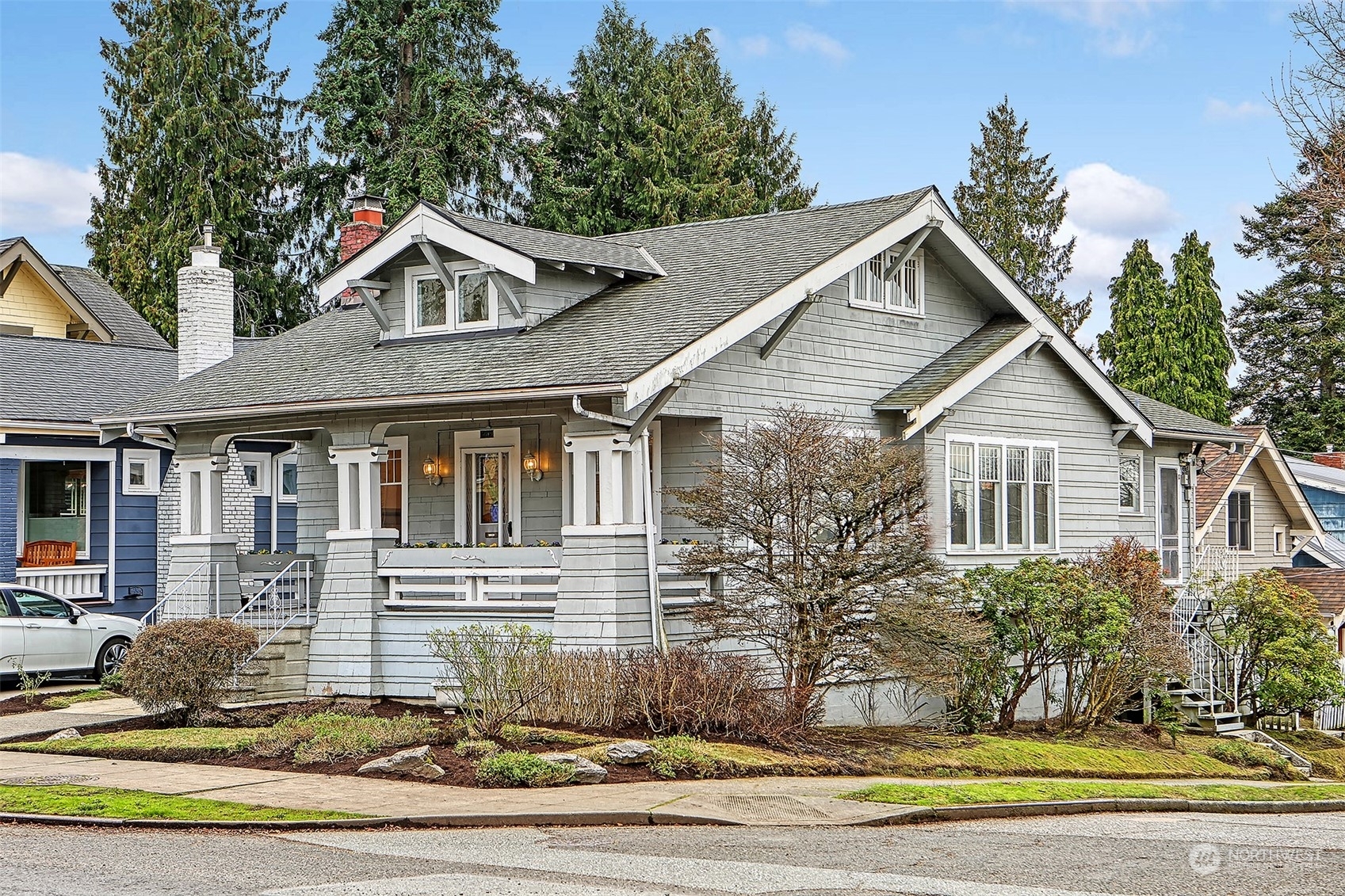 Property Photo:  5019 Meridian Avenue N  WA 98103 