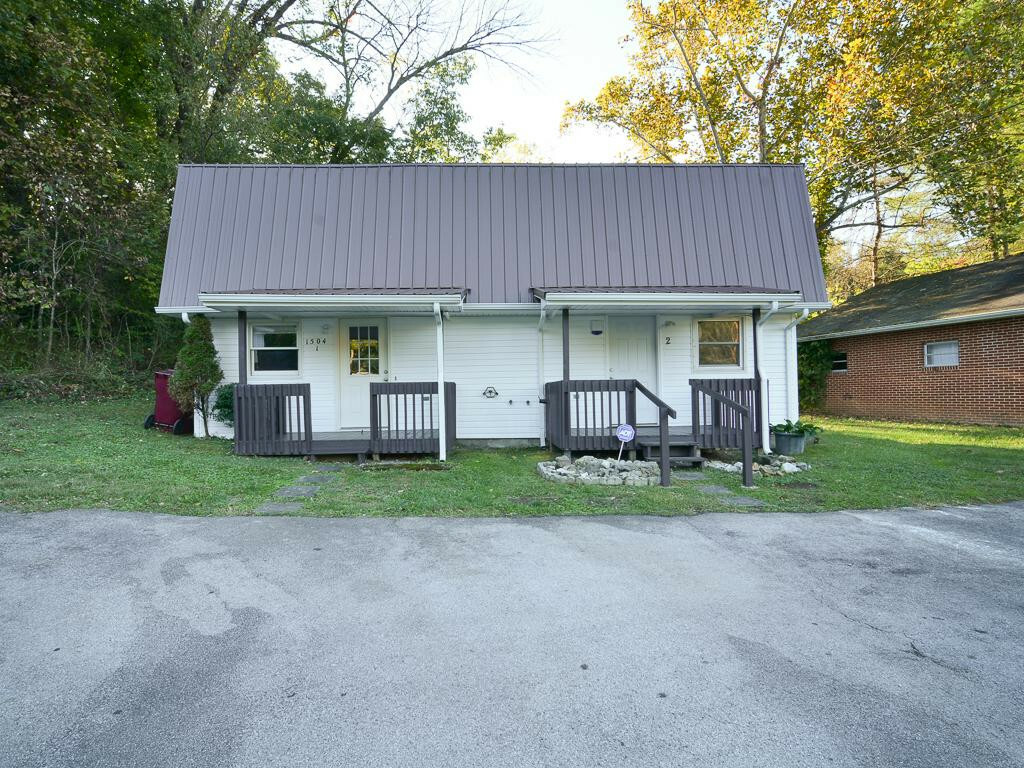 Property Photo:  1504 King Springs Road 1 &Amp 2  TN 37601 