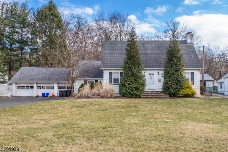 Property Photo:  225 Pompton Ave  NJ 07044 