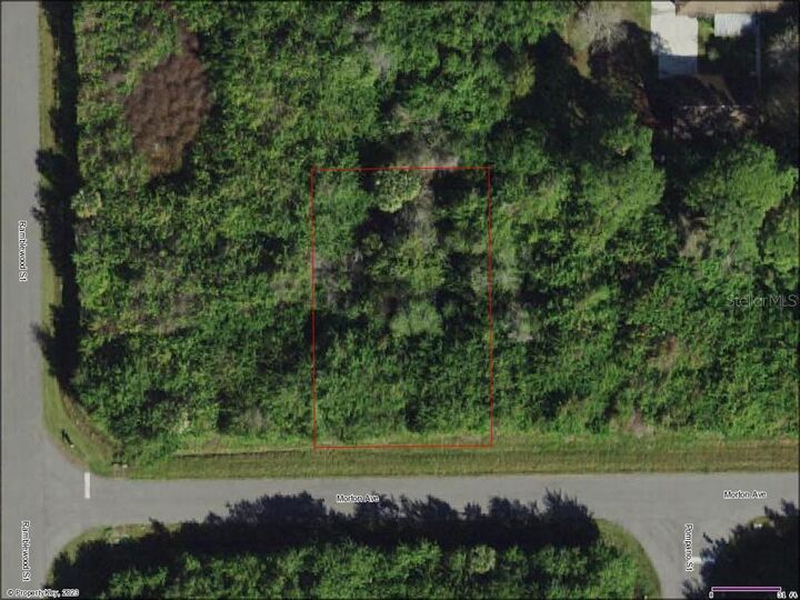 Property Photo: 12204 Morton Avenue FL 33953