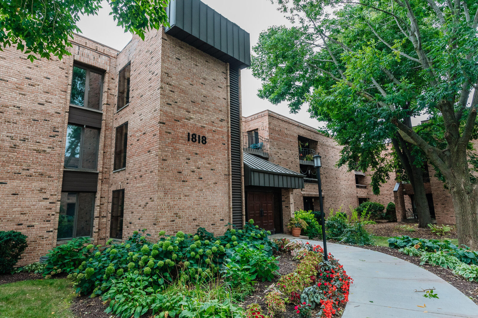 Property Photo:  1818 E Shorewood Blvd  WI 53211 