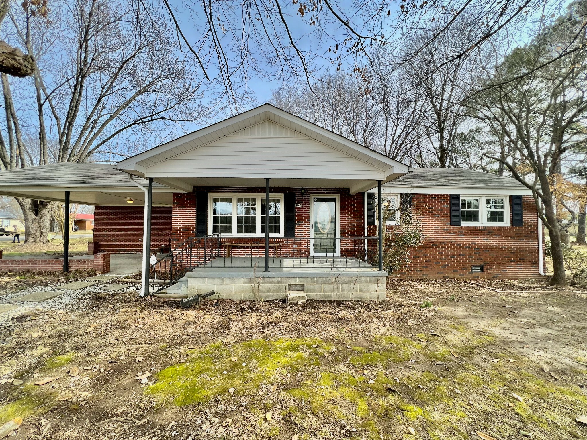 Property Photo:  1208 Mahr Ave N  TN 38464 