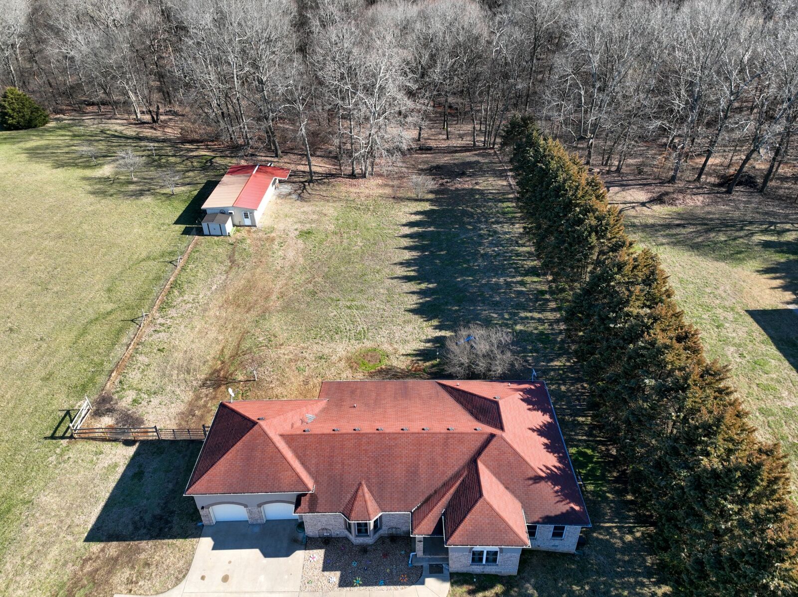 Property Photo: 4789 Guthrie Hwy TN 37040