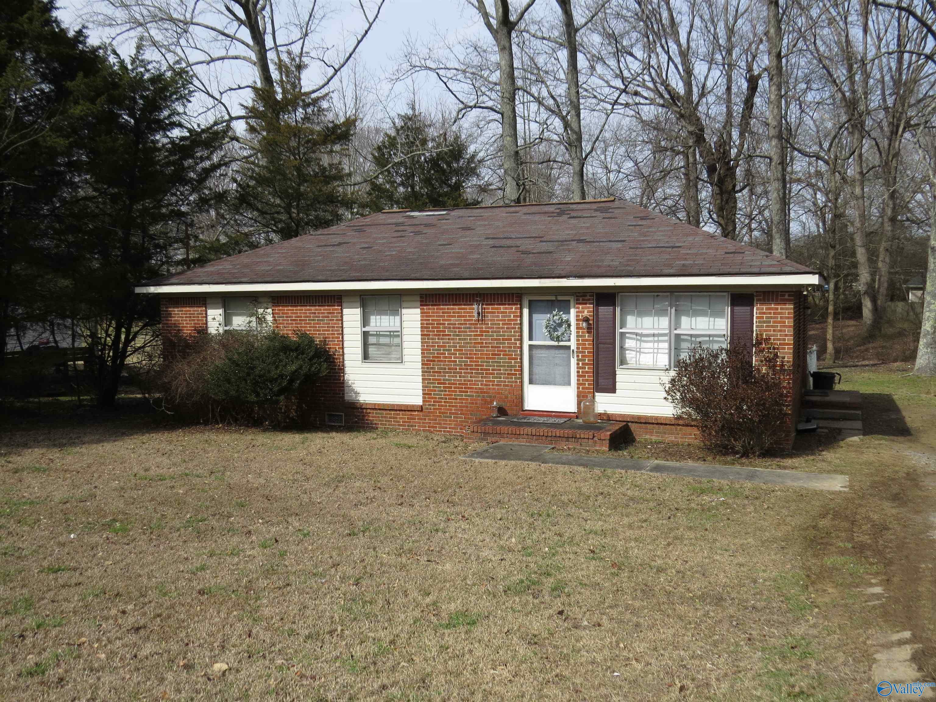 Property Photo:  1000 Hulaco Road  AL 35016 