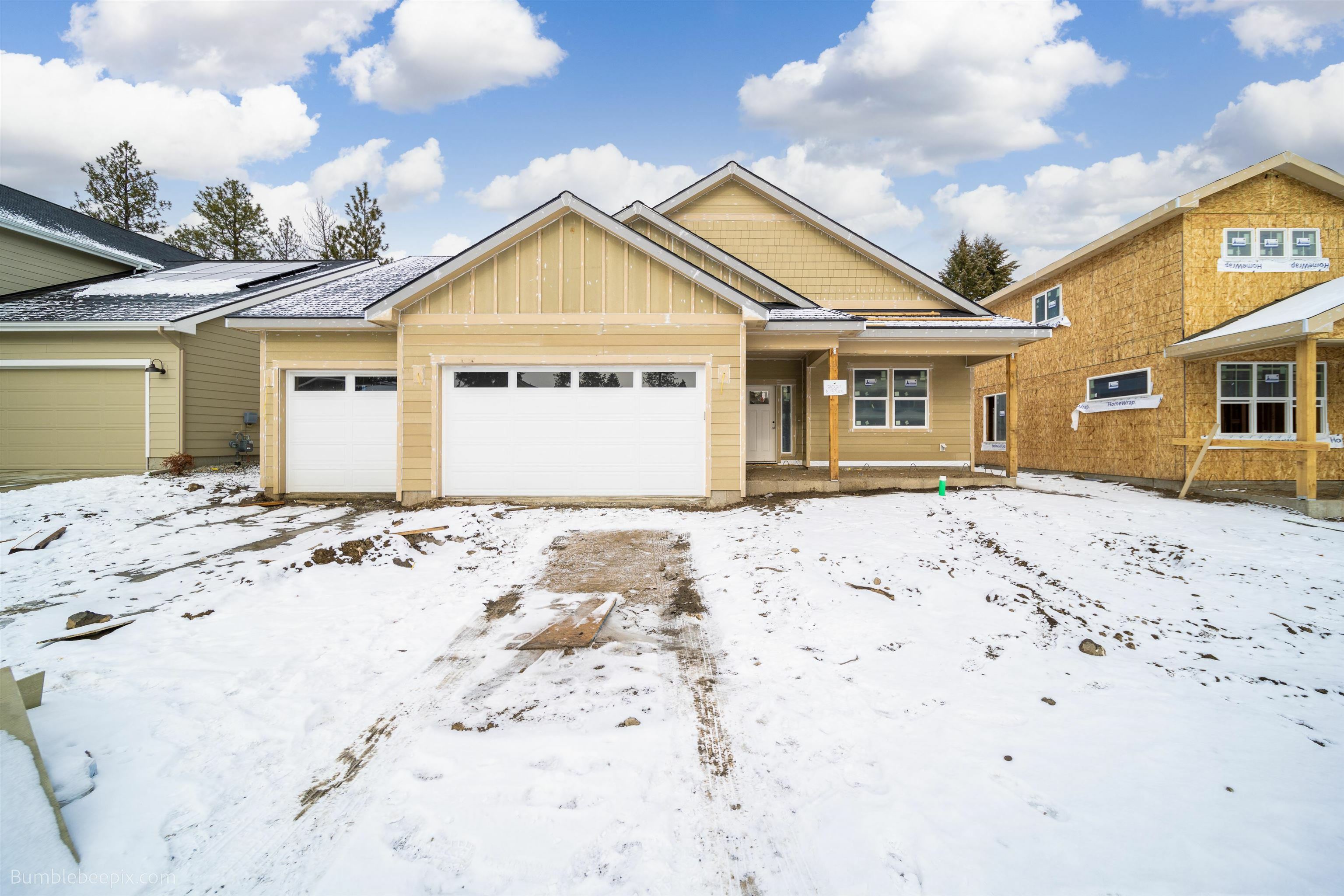 Property Photo: 2021 E 33rd Ave WA 99203