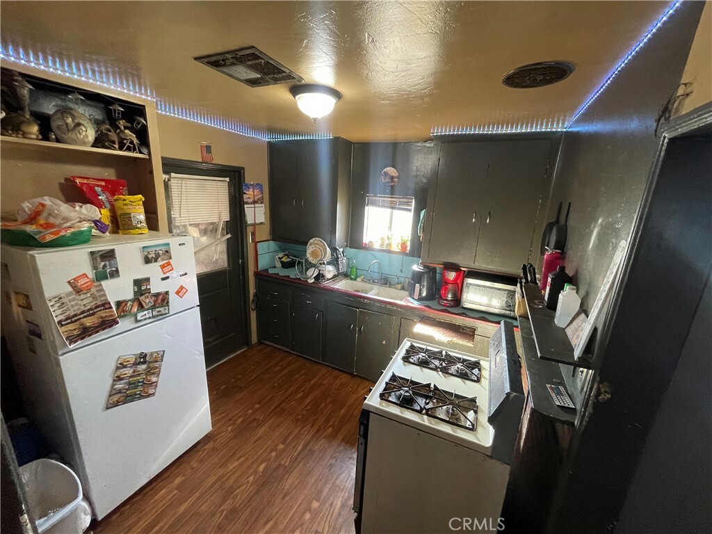 Property Photo: 12549 12th Street CA 92399