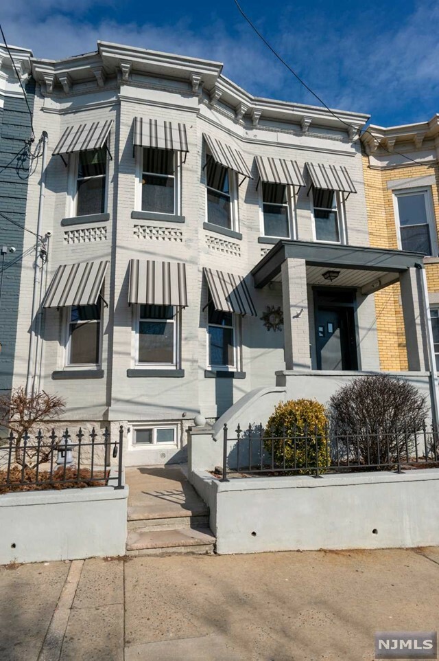 Property Photo: 307 Henry Street Apt 1 NJ 07022