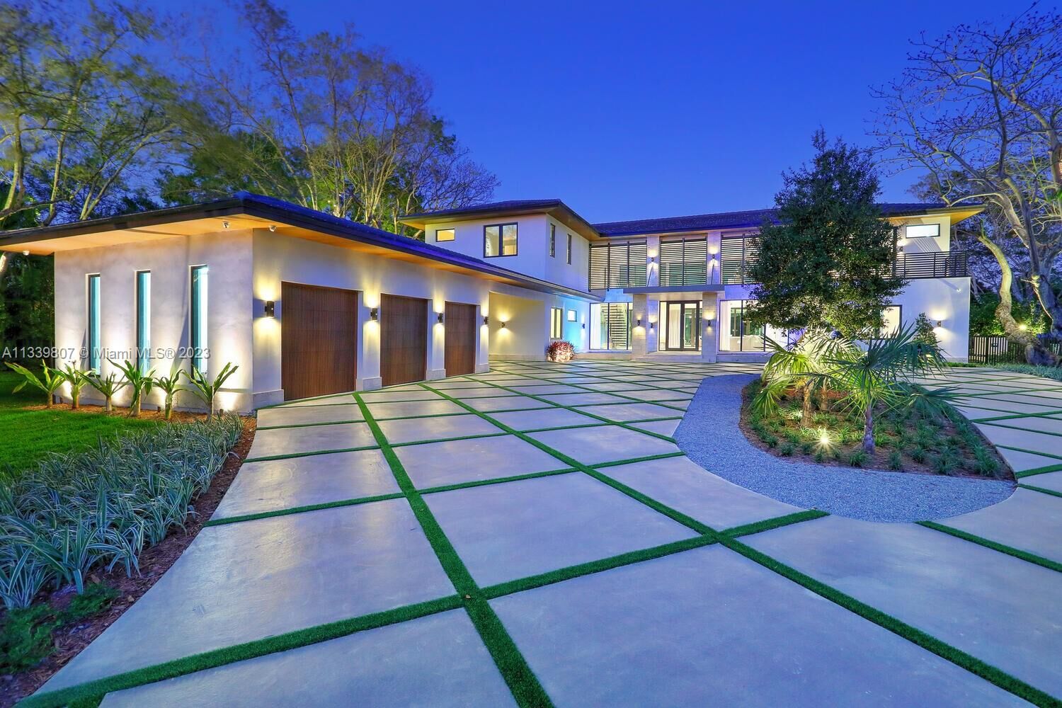Property Photo: 8825 SW 64 Ct FL 33156