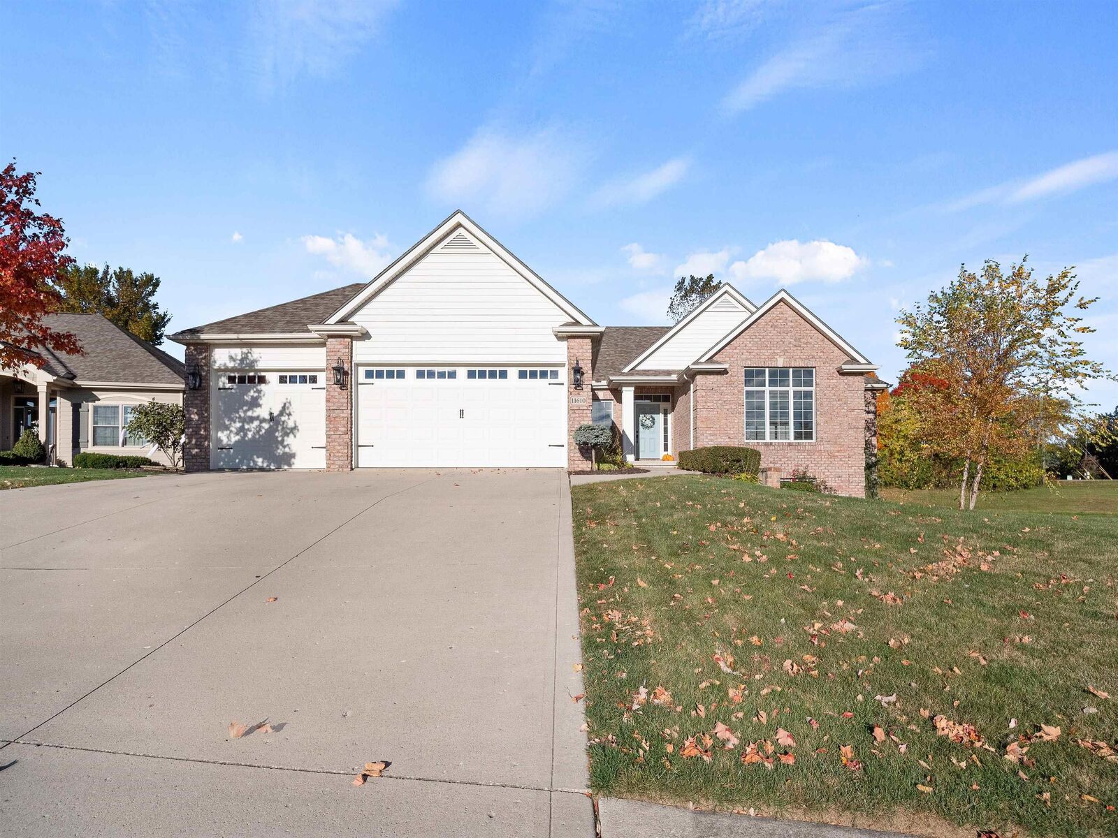 Property Photo: 11610 Tweedsmuir Run IN 46814-8221