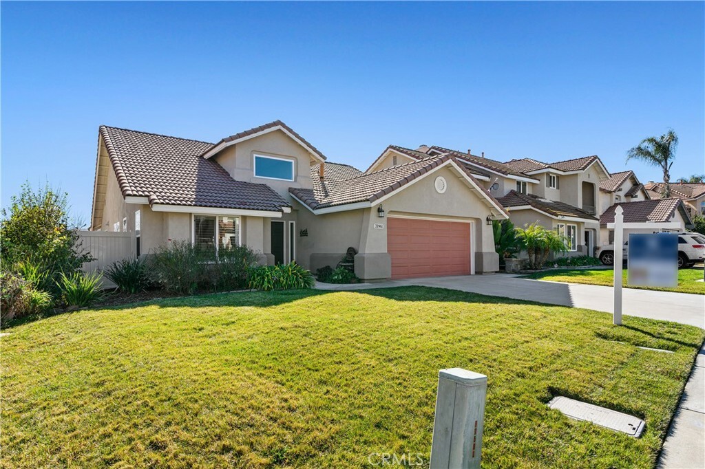 Property Photo: 31961 Calle Tiara S CA 92592
