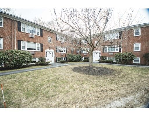 Property Photo: 462 Nahatan St C6 MA 02062