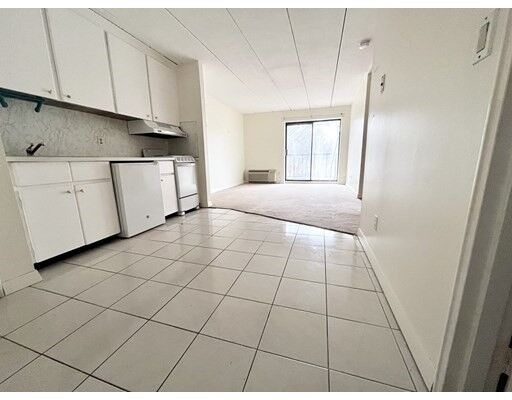 Property Photo: 40 Cochituate Rd 28 MA 01701
