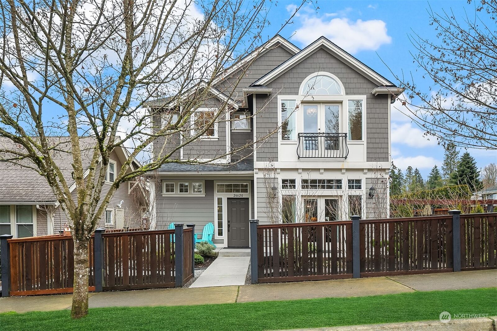 Property Photo: 26620 NE Valley Street WA 98019