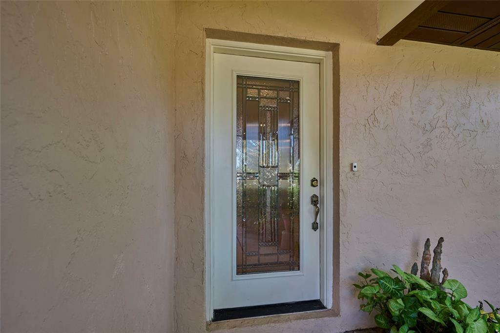 Property Photo: 467 Muirfield Court FL 33884