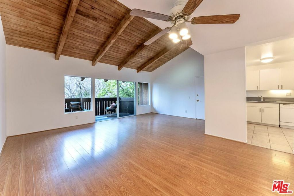 Property Photo:  18350 Hatteras Street 243  CA 91356 