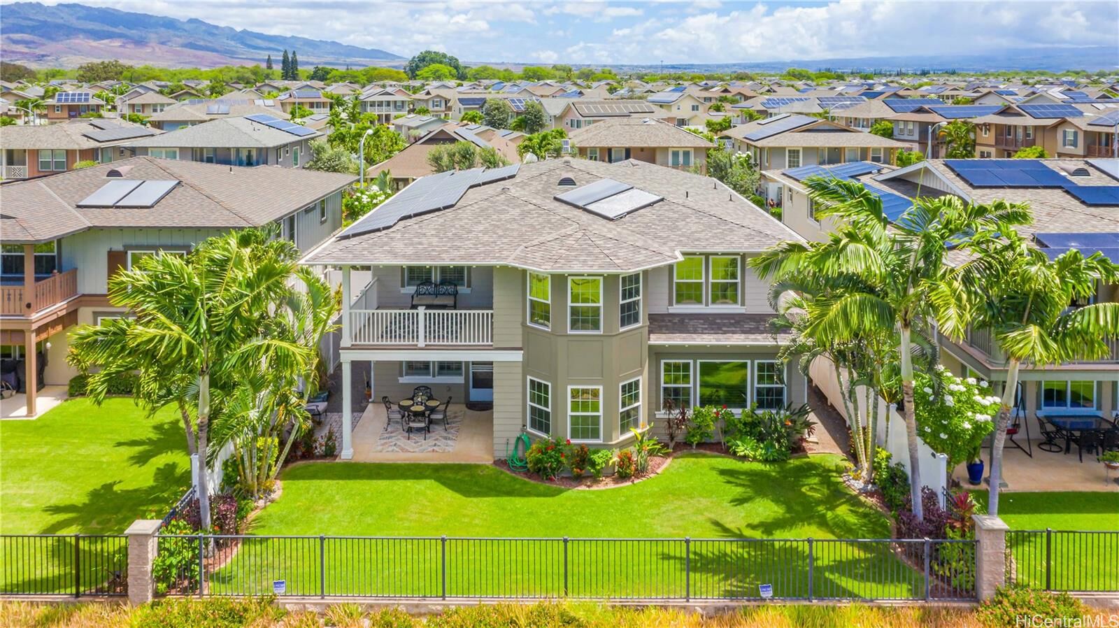 Property Photo: 91-1320 Kaiokia Street HI 96706