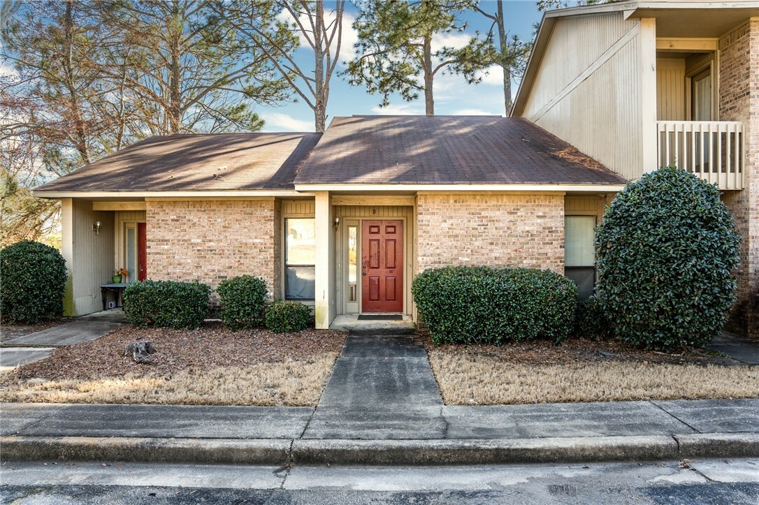 Property Photo:  1016 Stonegate Drive D  AL 36832 