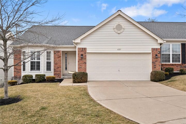 623 Kerryton Place Circle  Ballwin MO 63021 photo