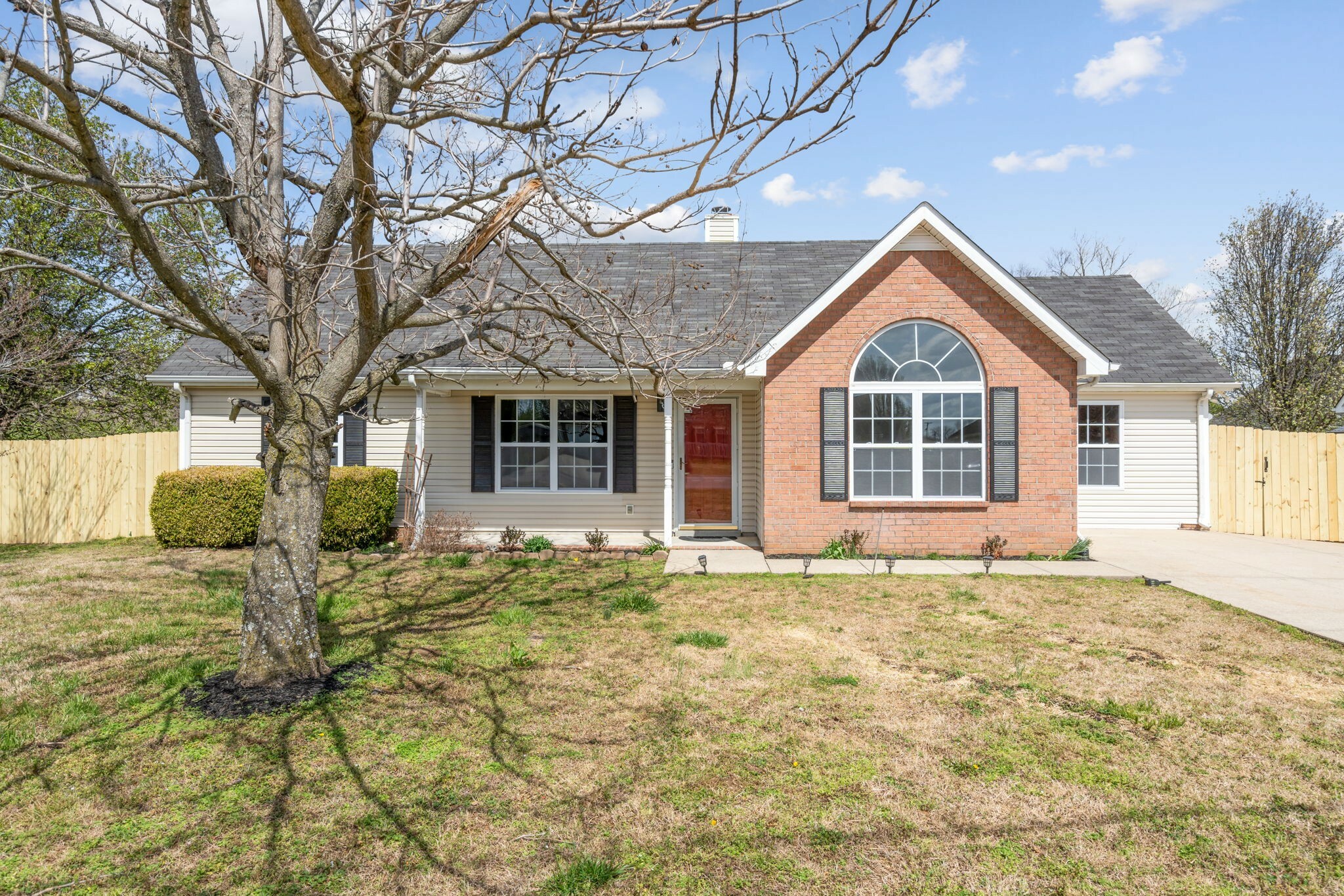 Property Photo:  2516 Moore Way  TN 37086 