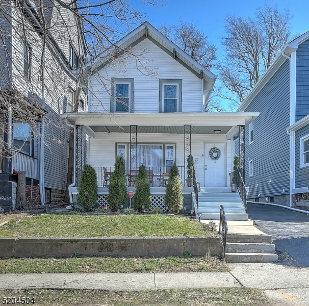 Property Photo:  114 N Maple Ave  NJ 07017 