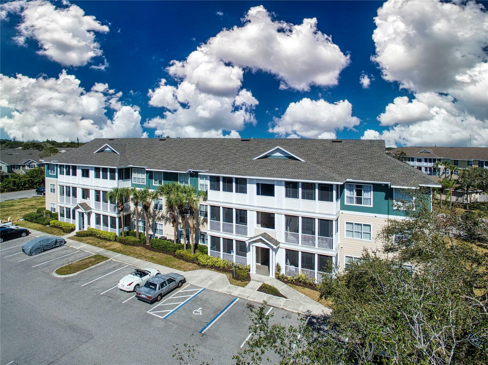 Property Photo: 4802 51st Street W 1421 FL 34210