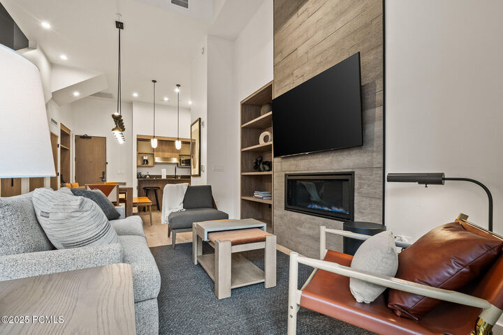 Property Photo: 2417 W High Mountain Road 2109 UT 84098