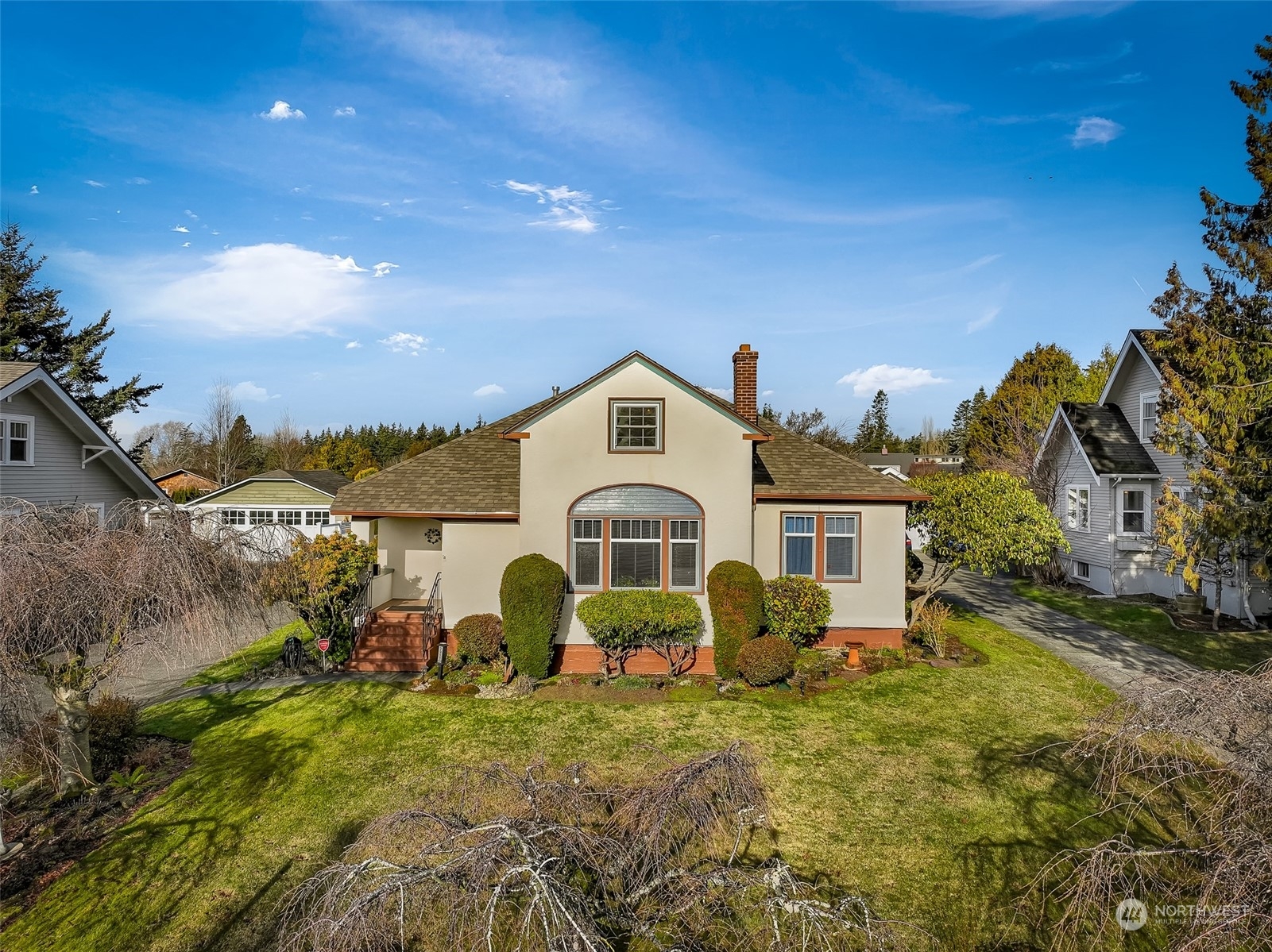 Property Photo:  2911 Sunset Drive  WA 98225 