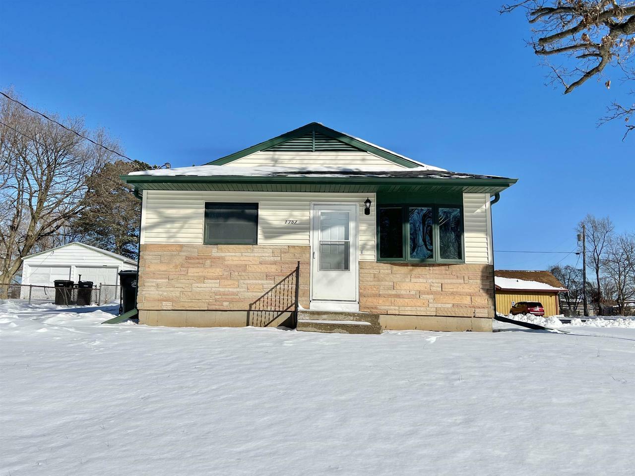 Property Photo:  1757 Poole Ct  WI 53511 