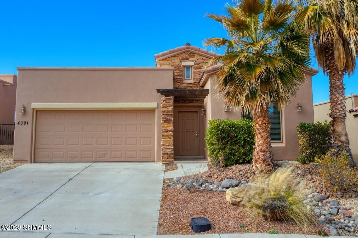 Property Photo:  4391 Calle Amarilla Arc  NM 88011 