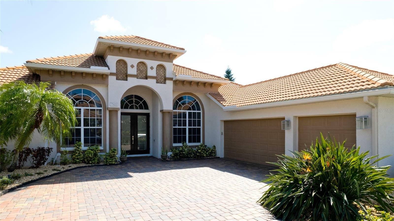 Property Photo: 7522 Trillium Boulevard FL 34241