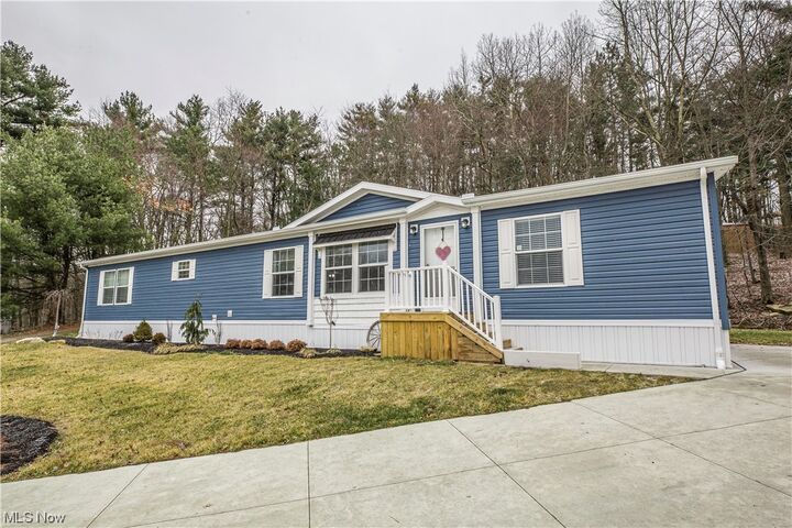 5704 Grand Blanc  Canton OH 44706 photo