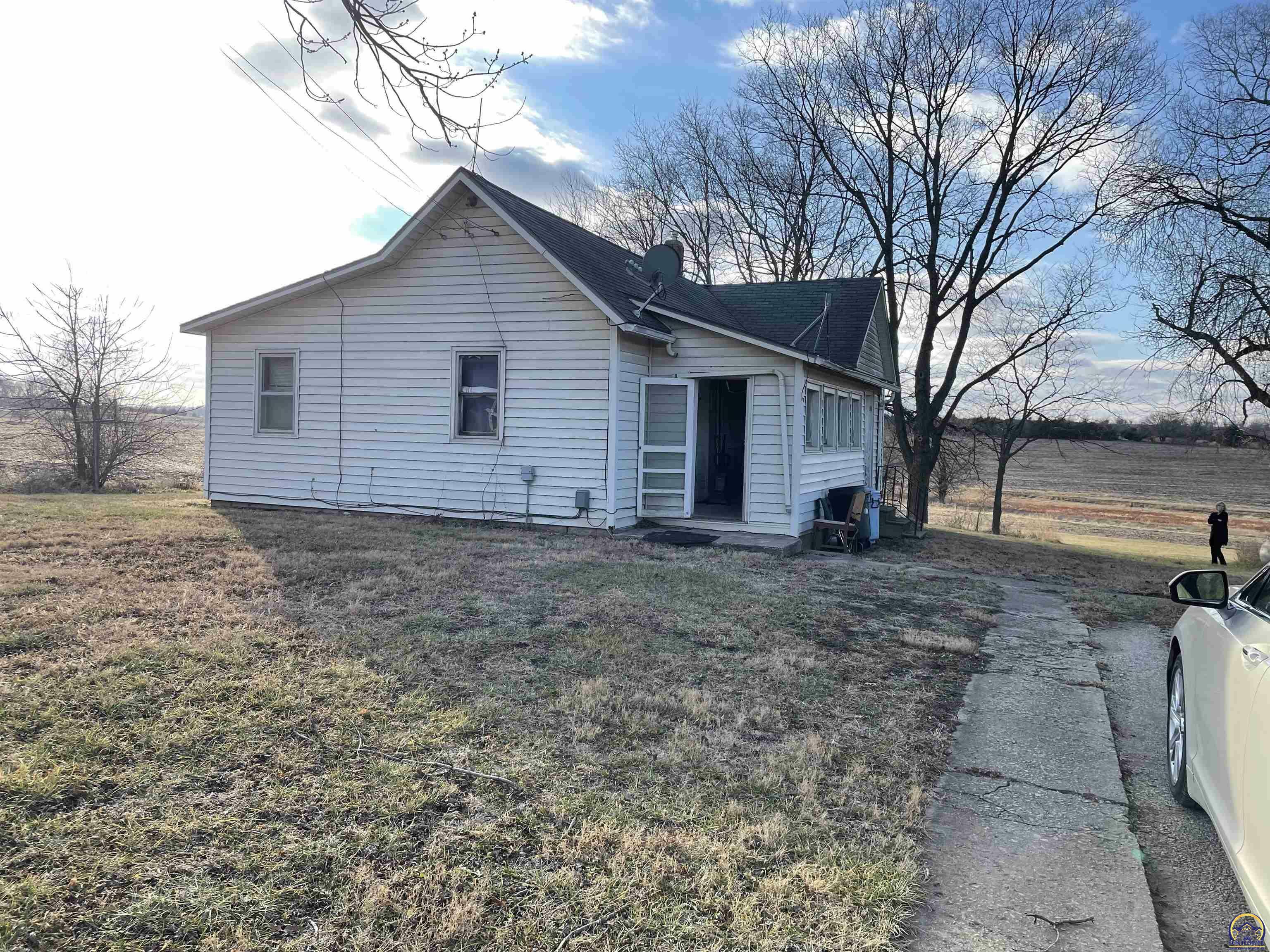 Property Photo:  5233 Decatur Rd  KS 66512 