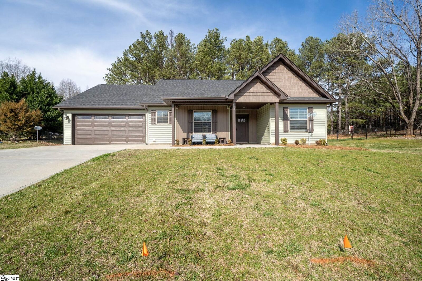 Property Photo: 110 Blake Garrison Drive SC 29376
