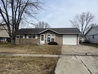 Property Photo:  610 Pleasant Place  IL 60107 