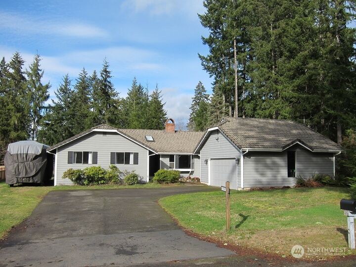 Property Photo: 230 E Fairway Drive WA 98524