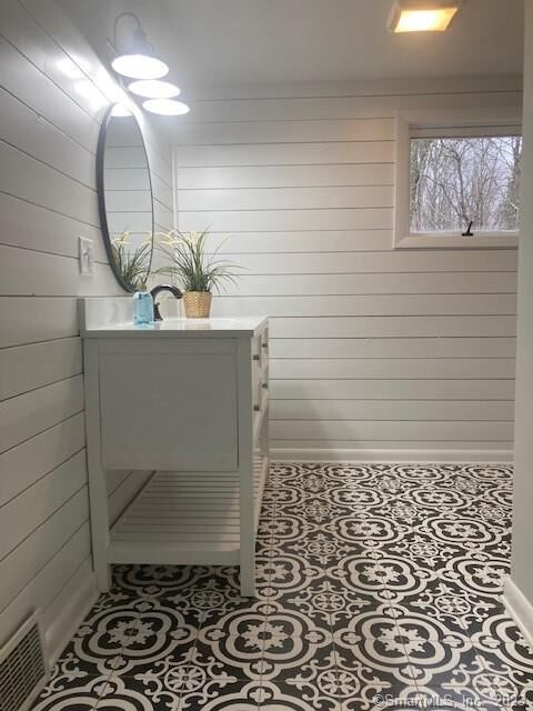 Property Photo: 293 Valley Road CT 06471