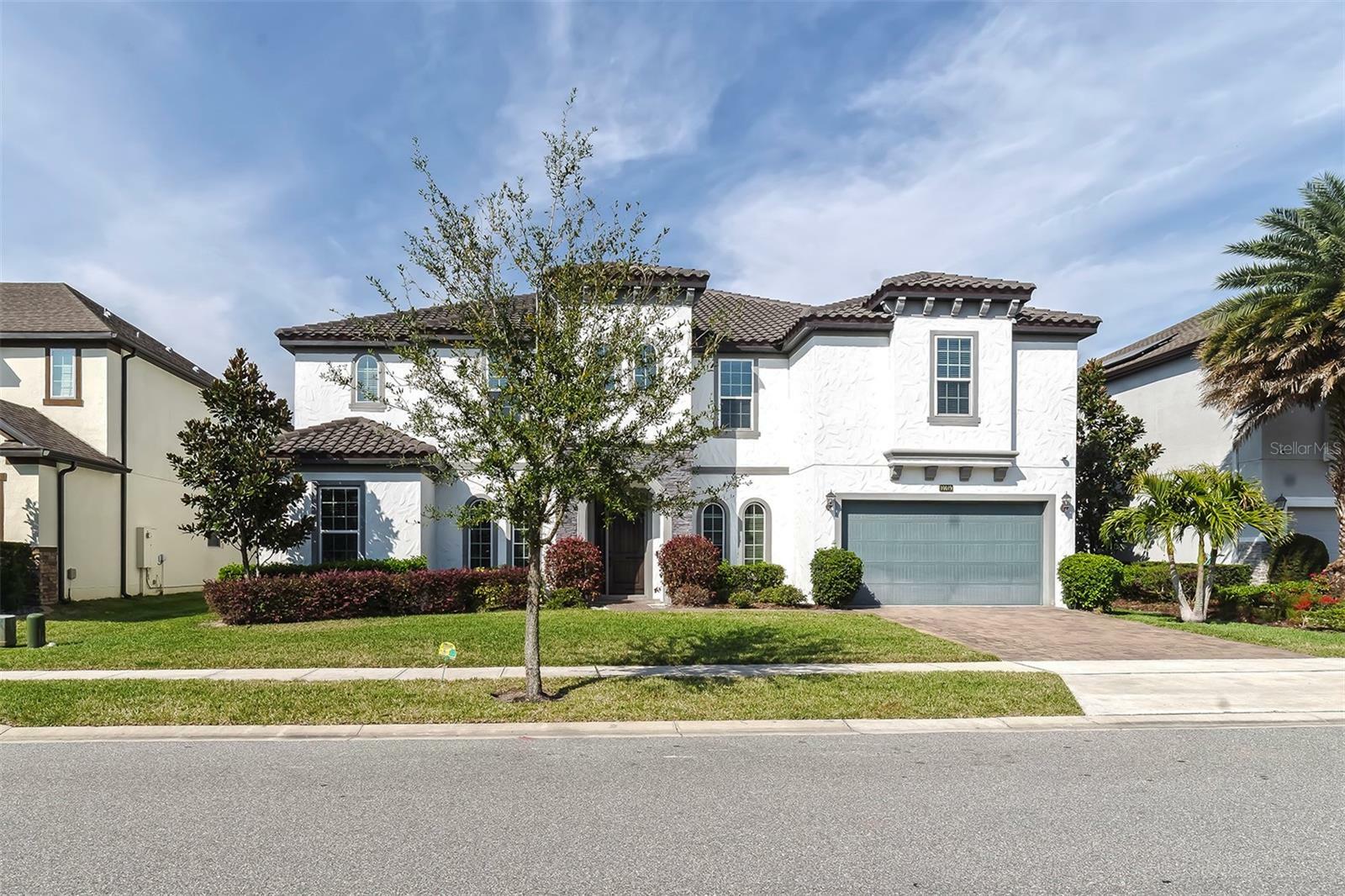 Property Photo: 10019 John Adams Way FL 32817