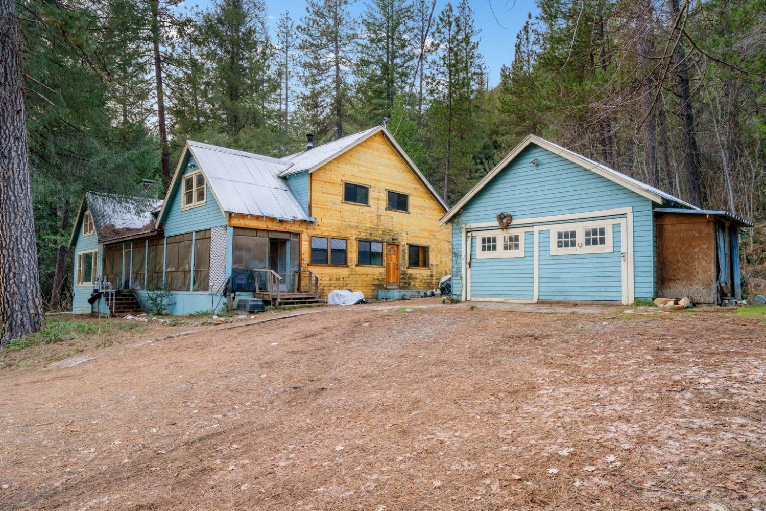 Property Photo:  31396 Relief Hill Road  CA 95959 