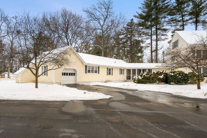 Property Photo:  11 McElwain Street  NH 03054 