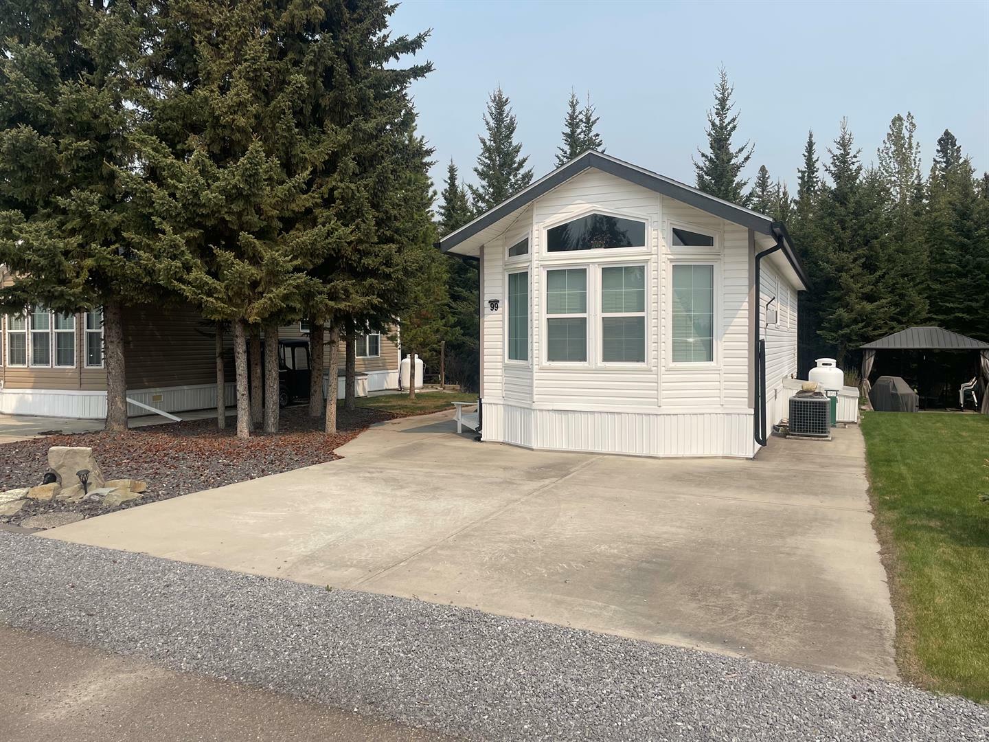 Property Photo: 99, Coyote Creek 99 AB T0M 1X0