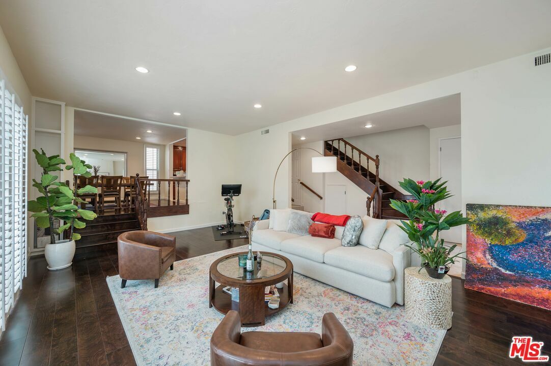 Property Photo: 12336 Montana Ave CA 90049