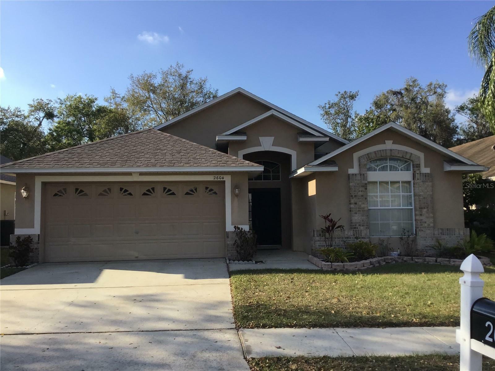 Property Photo:  2604 Clareside Drive  FL 33596 