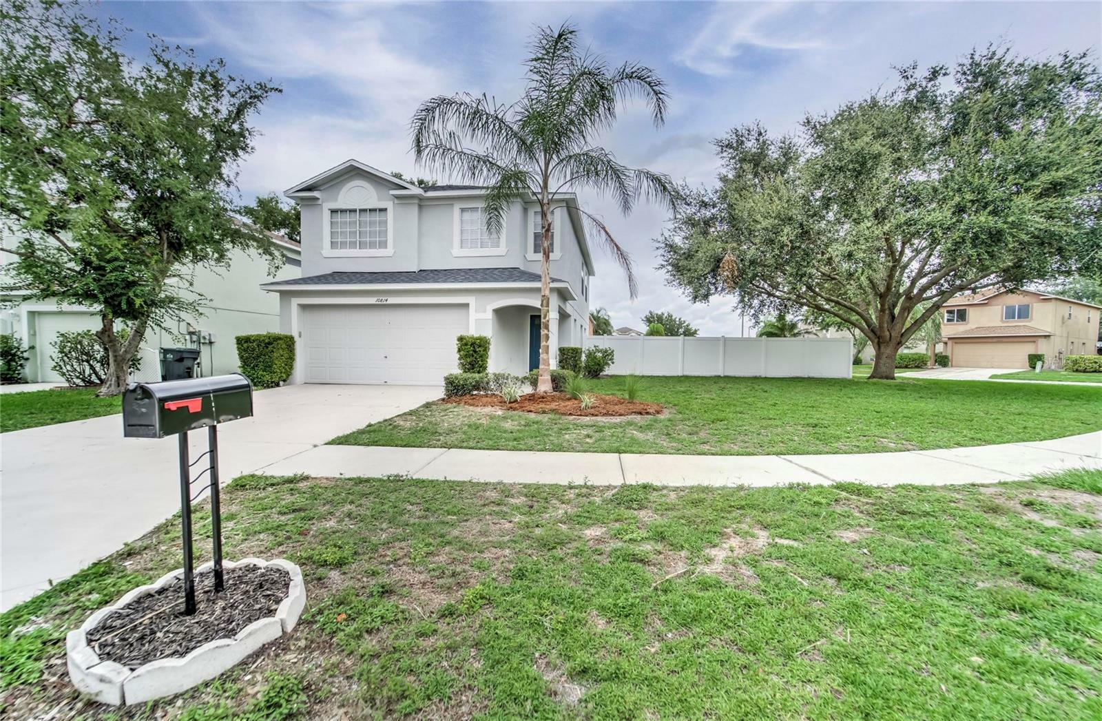 Property Photo:  10814 Wrigley Court  FL 33579 