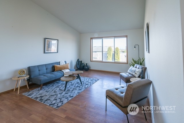 Property Photo:  1707 25th H Court  WA 98221 